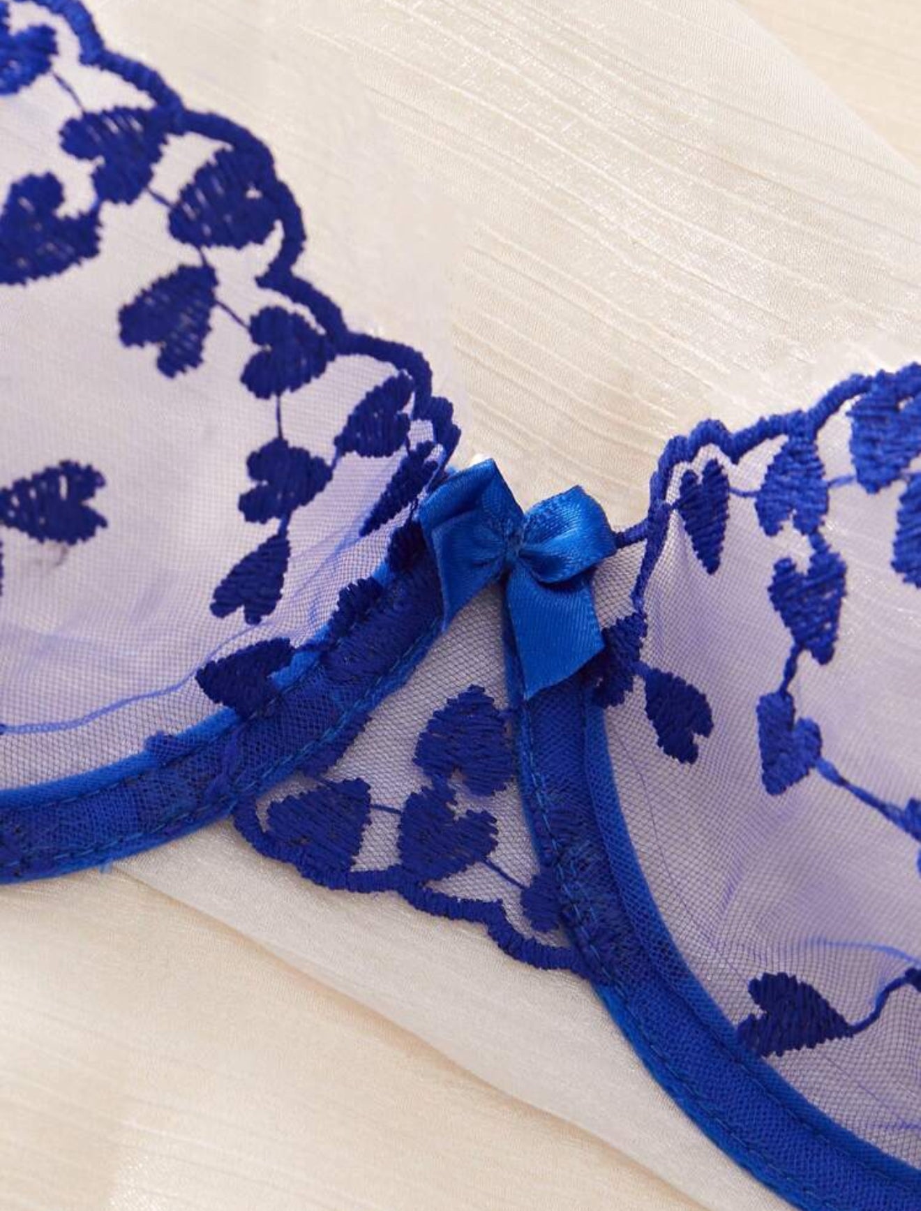 Conjunto Lacitos Azul Rey Amelia