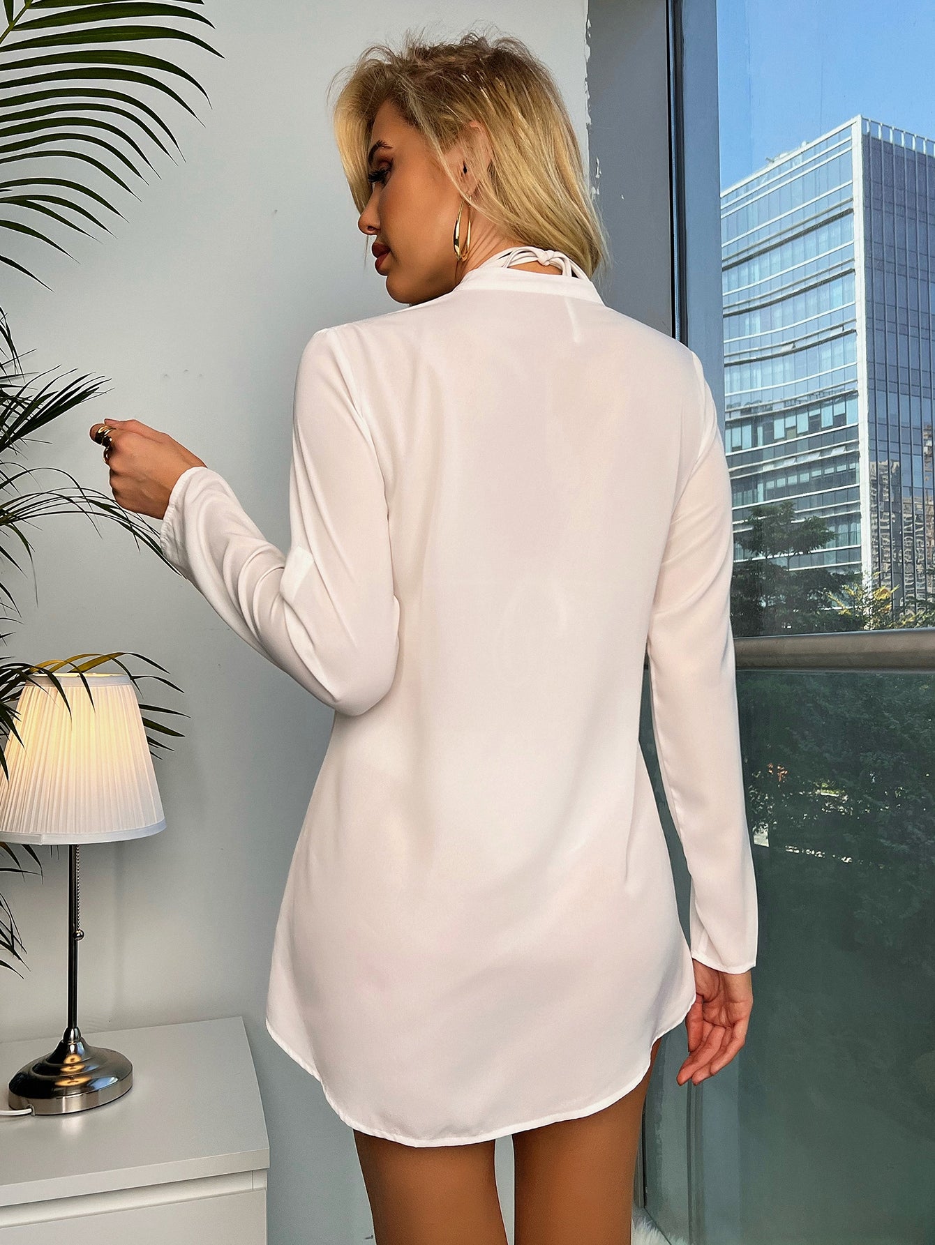Cover up con abertura panel de cuello V blanco