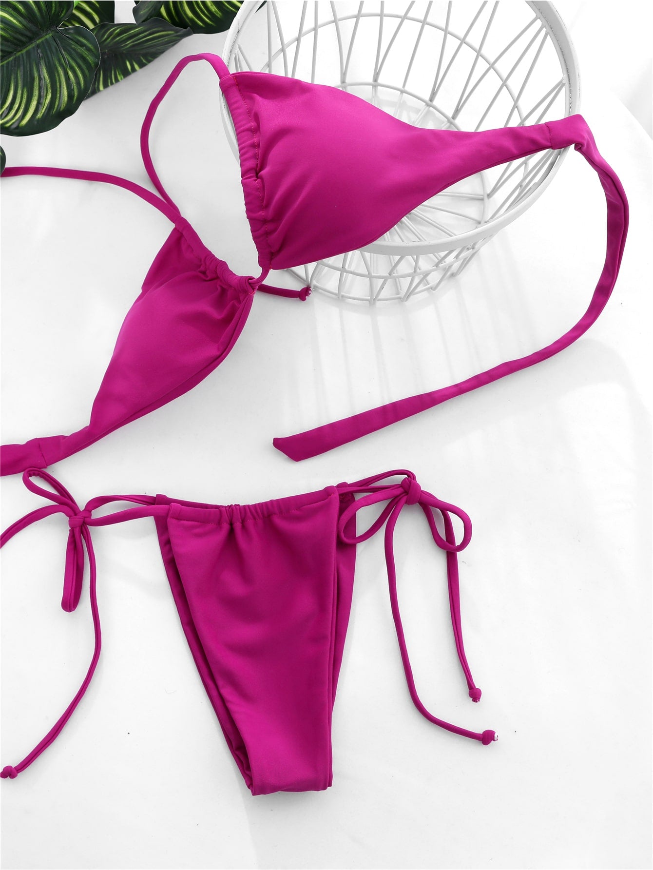 Bikini halter con cordón lateral Fucsia