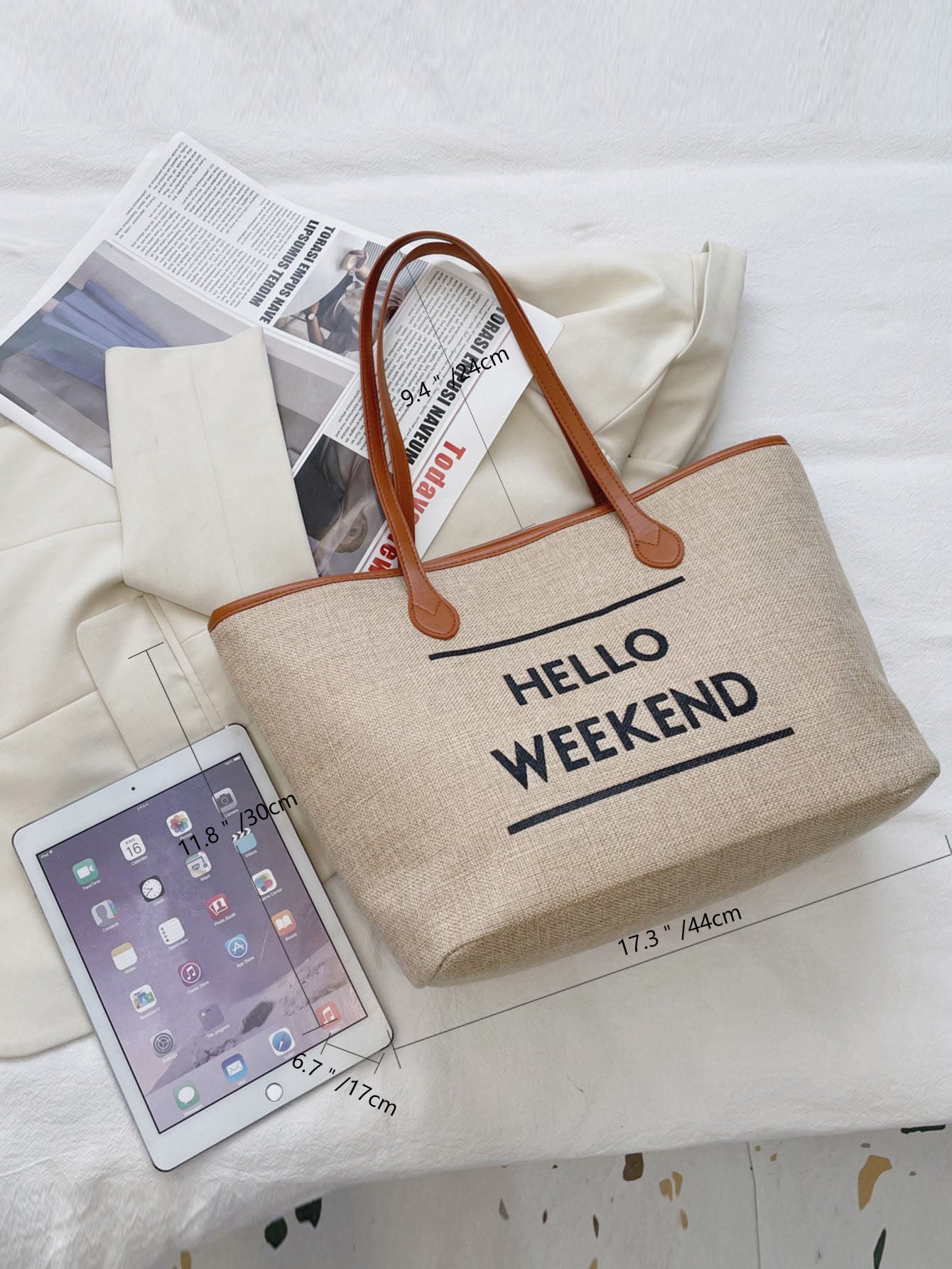 Bolso tote de hombro con estampado de letra