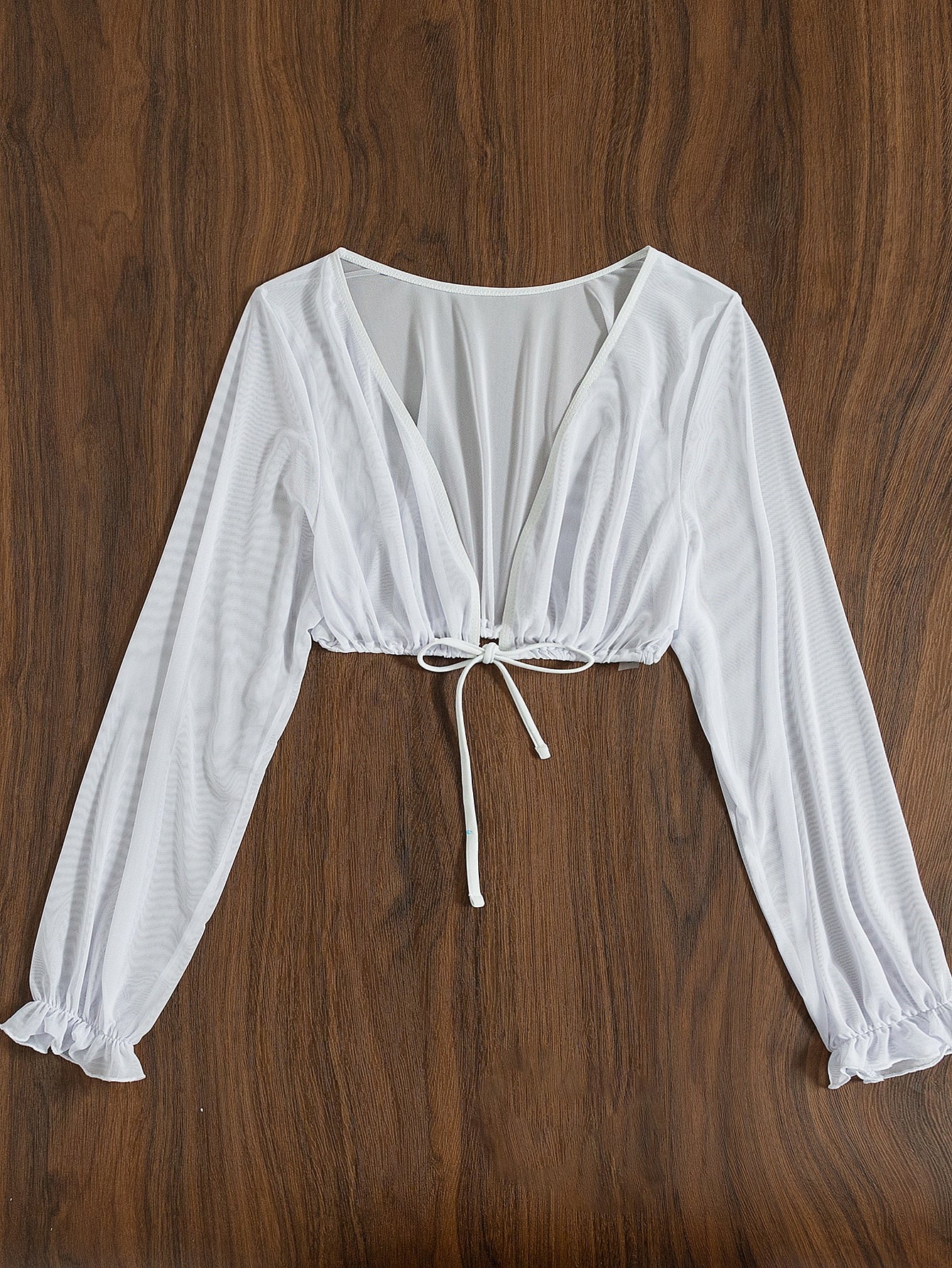 Kimono Blanco con cordón delantero de malla