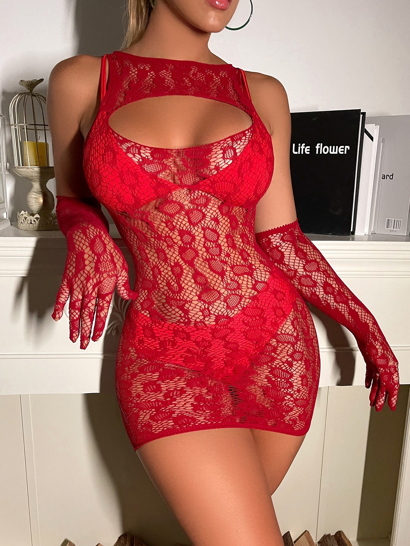 Vestido ajustado de malla transparente con abertura con 1 par guantes sin forro